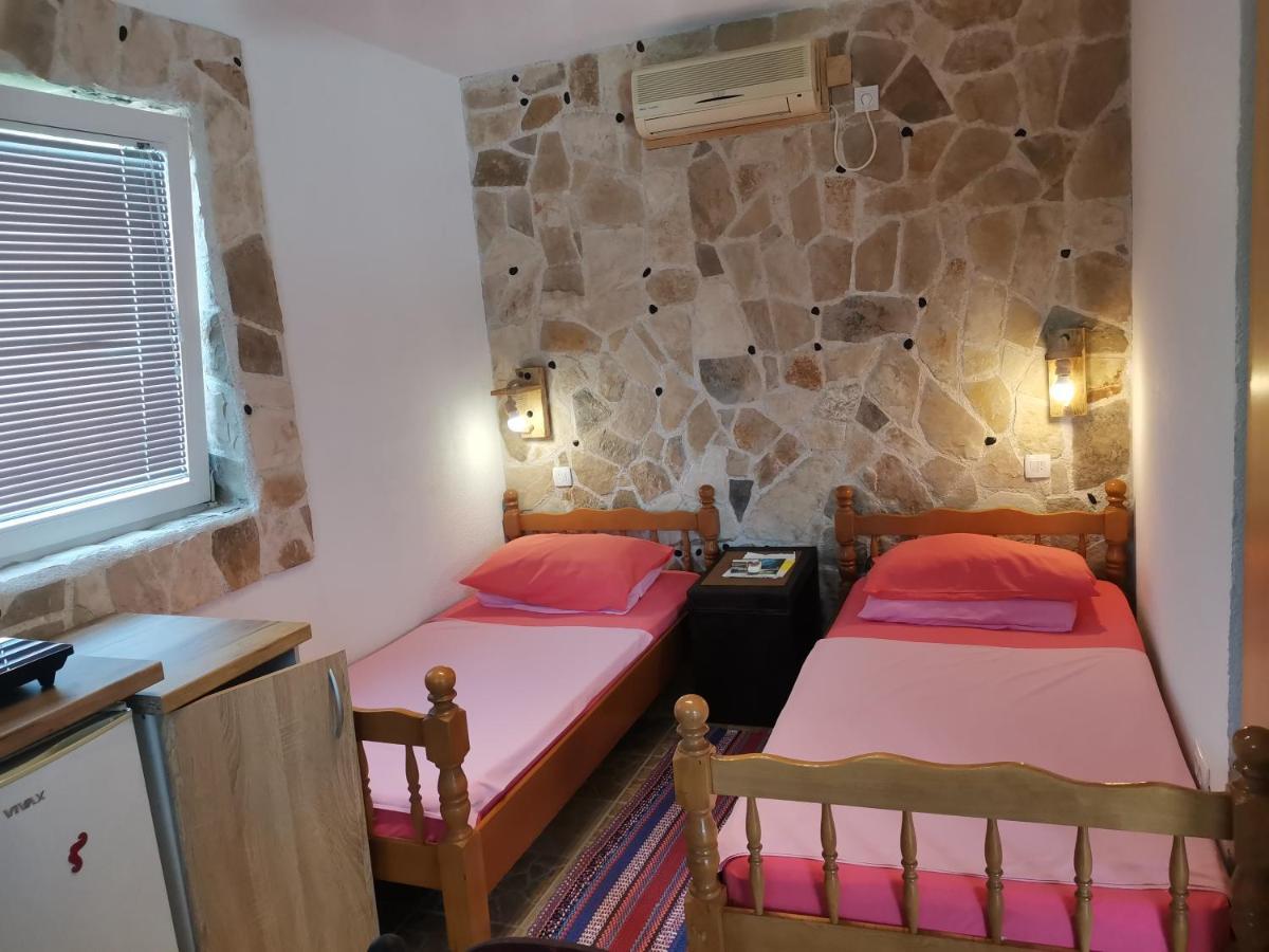 Apartments Lazarevic Sutomore Exterior foto