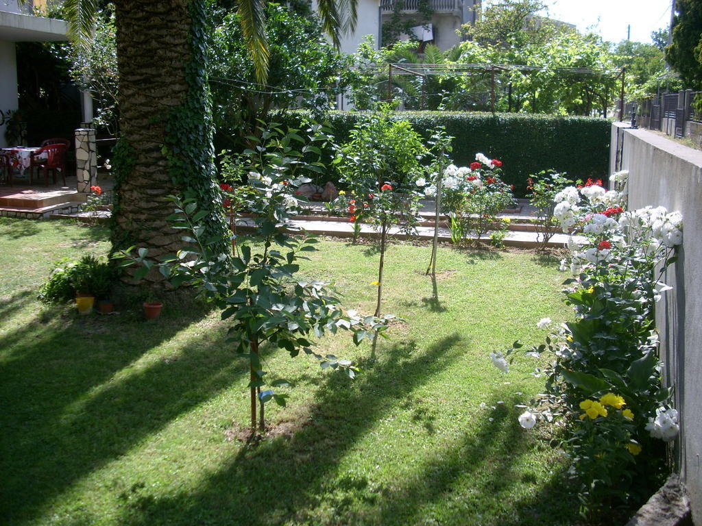 Apartments Lazarevic Sutomore Exterior foto