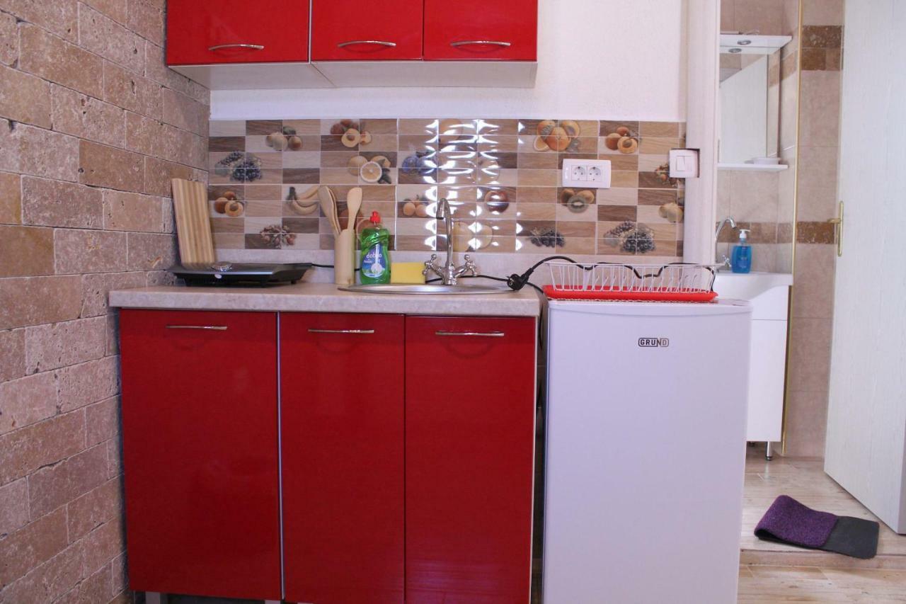 Apartments Lazarevic Sutomore Exterior foto